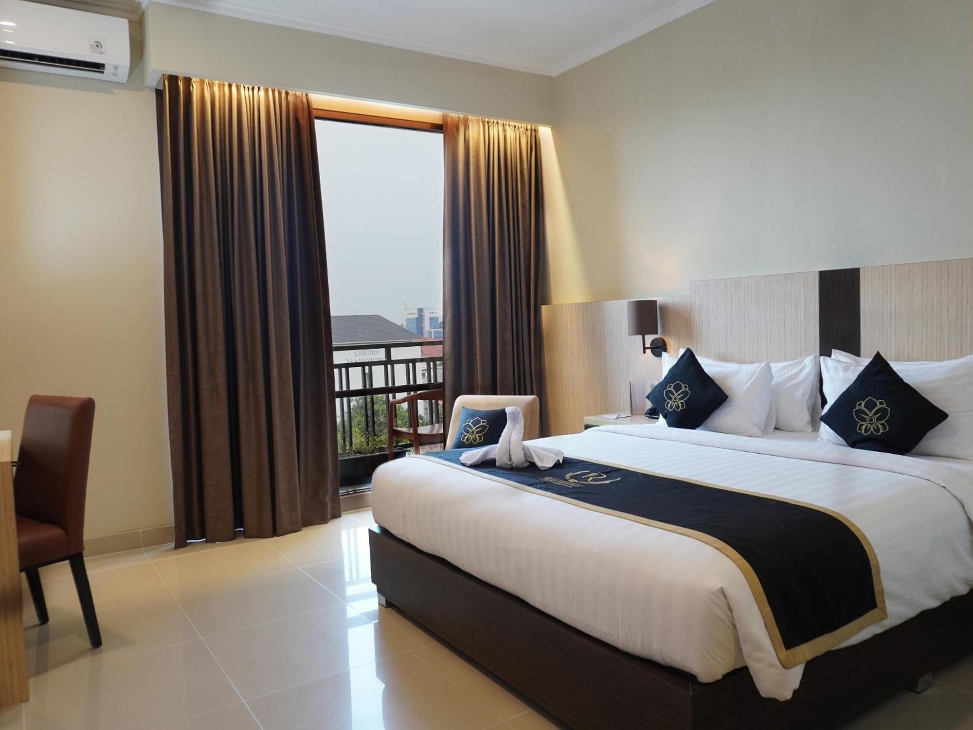 Deluxe Double Room with Balcony,1756475378:JPEG